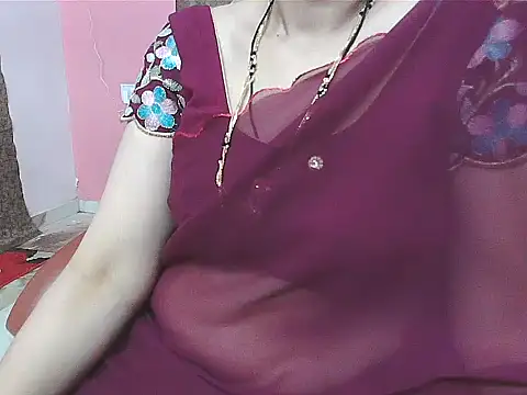 Snapshot of sunitha-3 chatting on October 12, 6:51 pm sunitha-3 online show from October 12, 6:51 pm