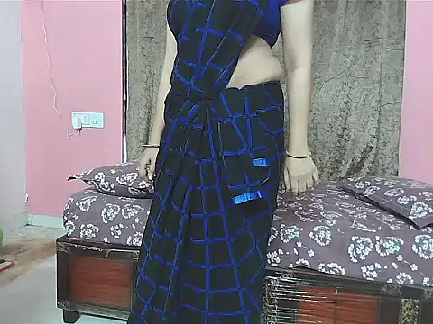 Snapshot of sunitha-3 chatting on October 15, 7:36 pm sunitha-3 online show from October 15, 7:36 pm