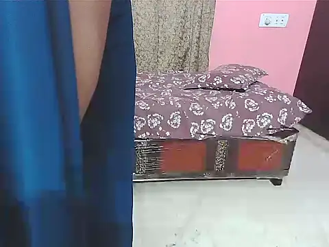 Snapshot of sunitha-3 chatting on October 26, 7:09 pm sunitha-3 online show from October 26, 7:09 pm