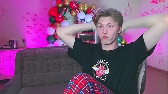 TheMikeSever online show from December 26, 9:15 pm