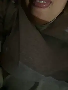 Snapshot of Samarr_9and chatting on January 1, 8:26 pm Samarr 9and online show from January 1, 8:26 pm