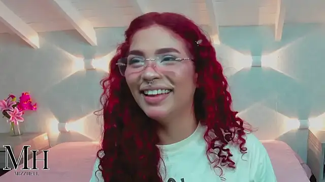 MizzHell online show from April 20, 3:53 am