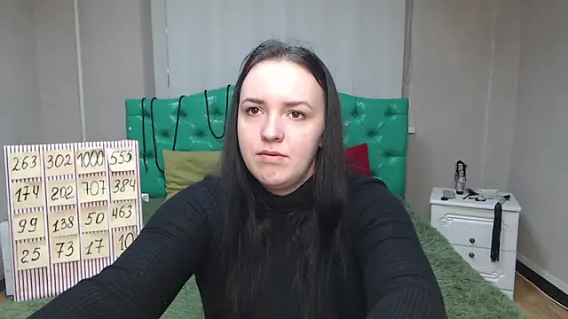 IsabelBlackberry online show from February 1, 6:00 am