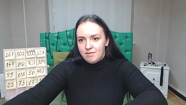 IsabelBlackberry online show from February 1, 9:00 am