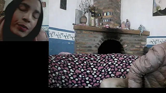 Snapshot of parejachild chatting on June 23, 9:02 pm parejachild online show from June 23, 9:02 pm