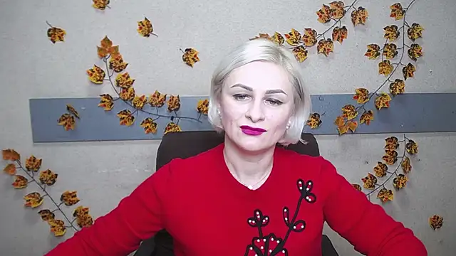 Snapshot of OliviaHorst chatting on December 14, 9:18 am OliviaHorst online show from December 14, 9:18 am