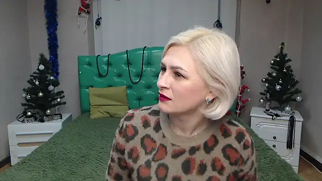 Snapshot of OliviaHorst chatting on January 4, 6:30 am OliviaHorst online show from January 4, 6:30 am