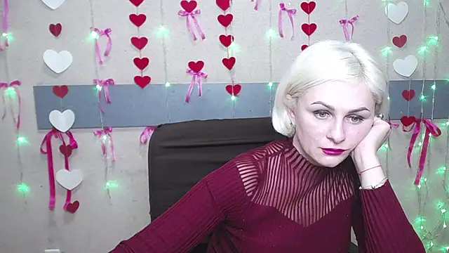 Snapshot of OliviaHorst chatting on February 20, 12:36 pm OliviaHorst online show from February 20, 12:36 pm