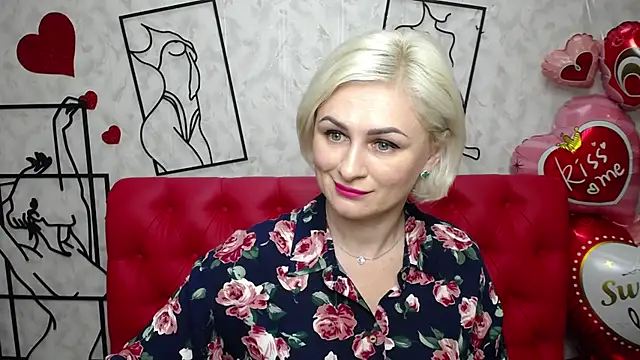 Snapshot of OliviaHorst chatting on March 6, 9:14 am OliviaHorst online show from March 6, 9:14 am