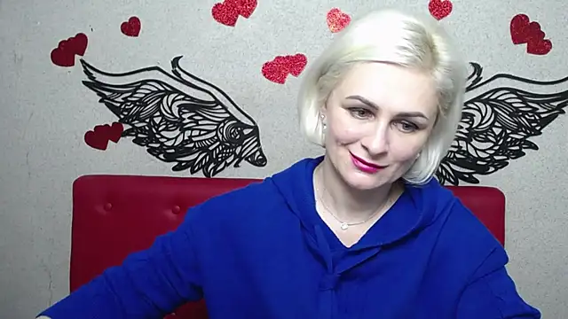 Snapshot of OliviaHorst chatting on March 8, 12:41 pm OliviaHorst online show from March 8, 12:41 pm