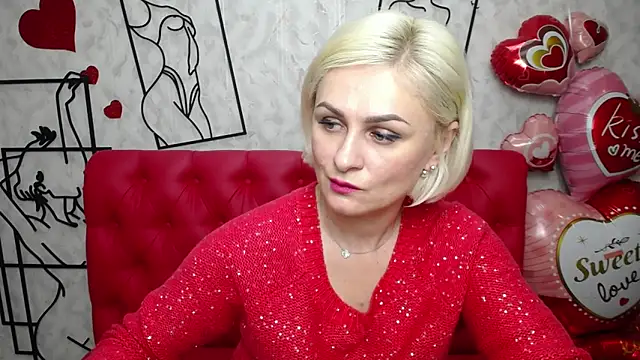 Snapshot of OliviaHorst chatting on March 13, 12:35 pm OliviaHorst online show from March 13, 12:35 pm