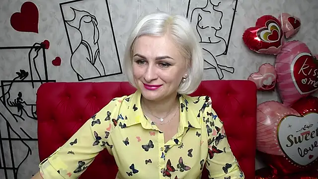 Snapshot of OliviaHorst chatting on March 15, 10:46 am OliviaHorst online show from March 15, 10:46 am