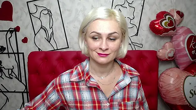 Snapshot of OliviaHorst chatting on March 20, 3:25 pm OliviaHorst online show from March 20, 3:25 pm