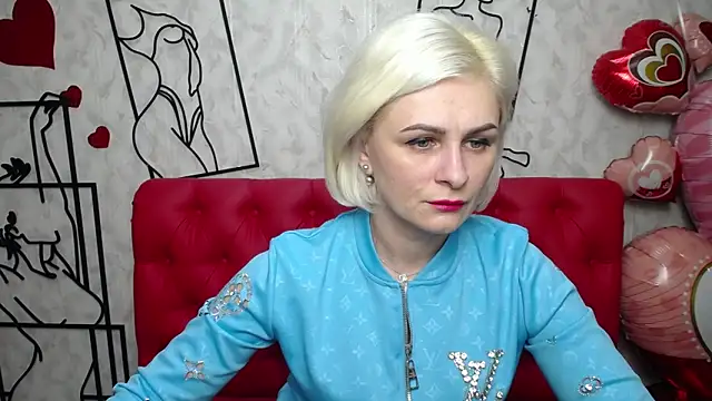 Snapshot of OliviaHorst chatting on March 22, 12:46 pm OliviaHorst online show from March 22, 12:46 pm