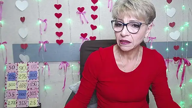 Snapshot of EllaBonito chatting on March 3, 6:37 am EllaBonito online show from March 3, 6:37 am