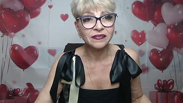 Snapshot of EllaBonito chatting on May 16, 5:48 am EllaBonito online show from May 16, 5:48 am