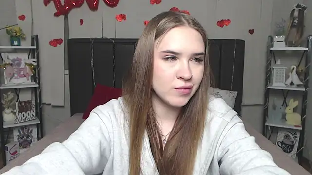 LauraHlot online show from April 10, 6:34 pm