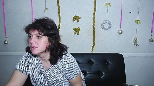 LuciaMii online show from January 12, 9:08 pm