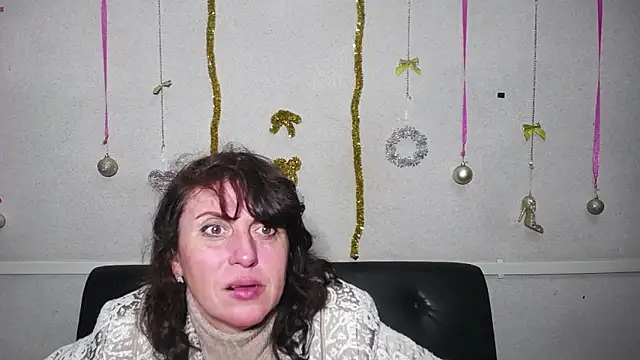 LuciaMii online show from January 14, 6:07 pm