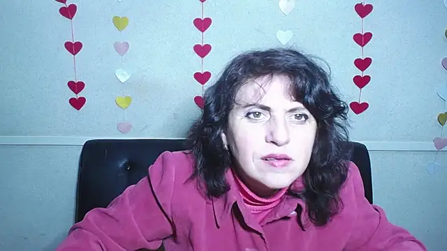 LuciaMii online show from February 3, 6:02 am