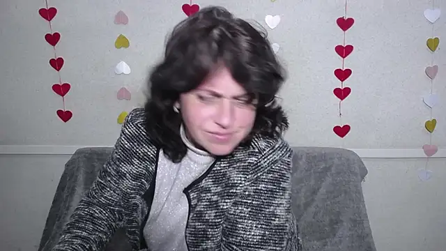 LuciaMii online show from February 20, 12:19 am