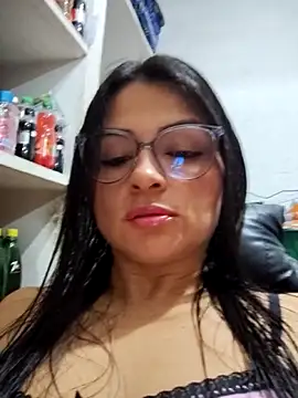 Linda Lars online show from March 5, 2:18 am