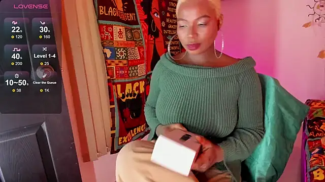 Snapshot of KenyaMystic chatting on January 20, 9:22 pm KenyaMystic online show from January 20, 9:22 pm