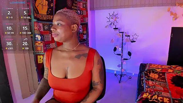 Snapshot of KenyaMystic chatting on February 17, 11:42 pm KenyaMystic online show from February 17, 11:42 pm