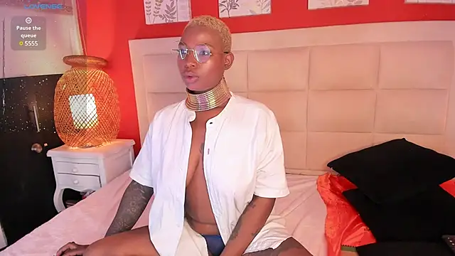 Snapshot of KenyaMystic chatting on March 23, 12:04 am KenyaMystic online show from March 23, 12:04 am