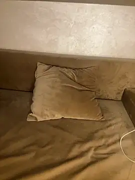 Snapshot of RachaCharmouta chatting on November 5, 6:30 pm RachaCharmouta online show from November 5, 6:30 pm