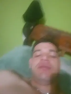 Snapshot of elqueret chatting on November 17, 12:16 am elqueret online show from November 17, 12:16 am