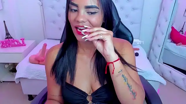 silvana  miller online show from January 31, 7:08 pm