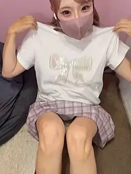 Snapshot of alice__1111 chatting on September 14, 1:32 pm alice 1111 online show from September 14, 1:32 pm