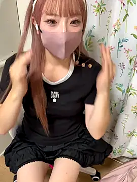 Snapshot of alice__1111 chatting on September 28, 12:43 pm alice 1111 online show from September 28, 12:43 pm