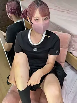 Snapshot of alice__1111 chatting on October 9, 12:36 pm alice 1111 online show from October 9, 12:36 pm