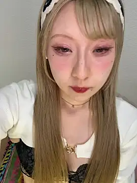 alice  1111 online show from April 21, 12:44 pm