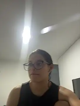 Arilw online show from December 17, 12:38 am