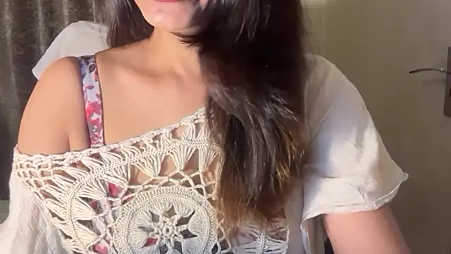 Cupid of Hearts online show from April 20, 2:42 pm