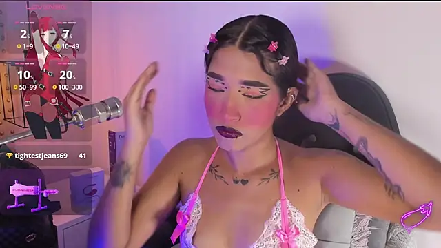 Snapshot of baby_naughty1_ chatting on February 13, 1:26 pm baby naughty1 online show from February 13, 1:26 pm