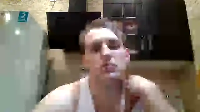 Snapshot of Johny_Hurdman27 chatting on January 6, 6:41 pm Johny Hurdman27 online show from January 6, 6:41 pm