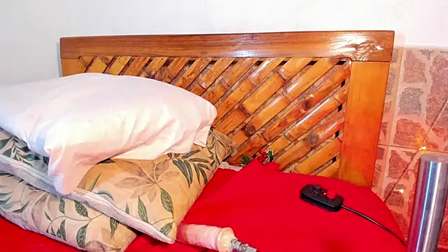 Scarlett diaz17 online show from December 10, 6:06 pm