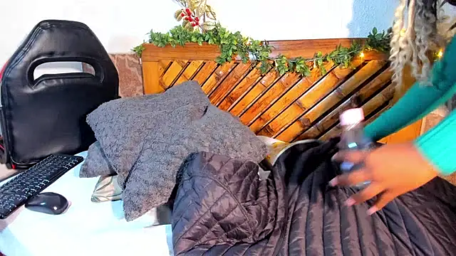 Scarlett diaz17 online show from December 28, 1:50 am