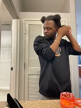 Snapshot of MobyDxck chatting on December 2, 7:05 pm MobyDxck online show from December 2, 7:05 pm