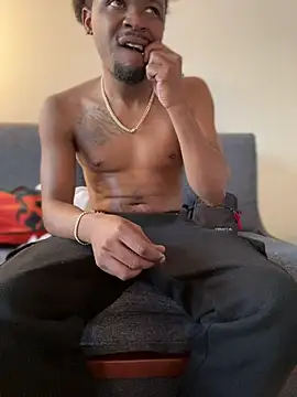 Snapshot of MobyDxck chatting on December 15, 9:09 pm MobyDxck online show from December 15, 9:09 pm