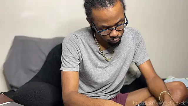 MobyDxck online show from February 24, 6:33 am