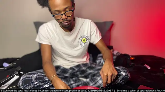 MobyDxck online show from April 3, 11:08 am