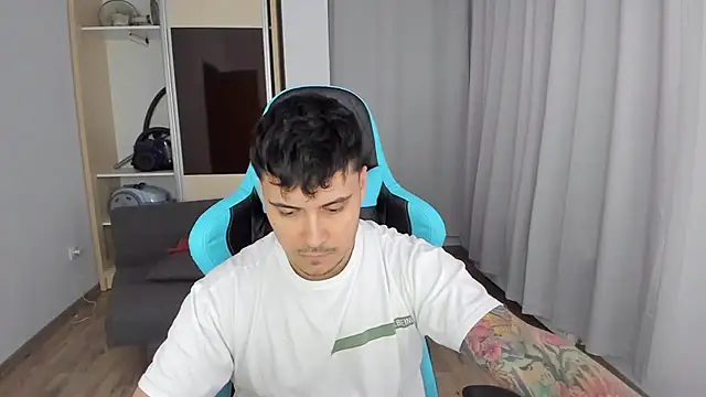 MatMalonne online show from February 1, 4:44 pm