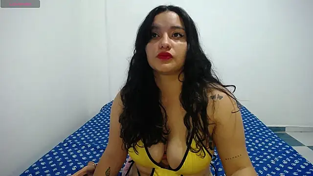 Laurenkenner  online show from December 18, 6:57 pm