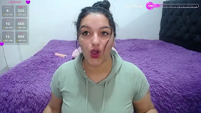 Laurenkenner  online show from February 6, 6:33 pm