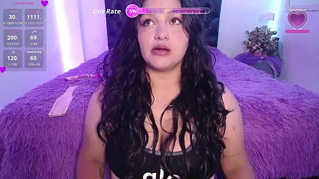 Laurenkenner  online show from April 10, 6:23 pm